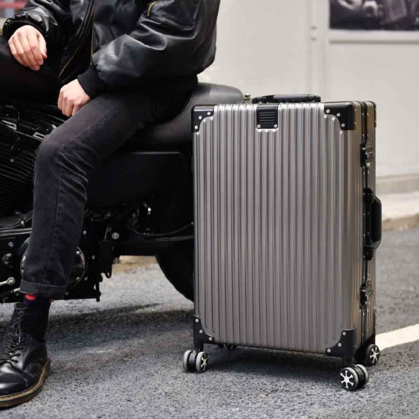 AXON 鋁鎂合金行李箱 對開式 經典箱