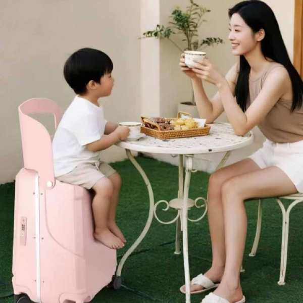 超机能08S白底_画板 1 副本 超機能08S 兒童騎乘行李箱 20吋 上掀式行李箱 前開式行李箱 杯電旅箱