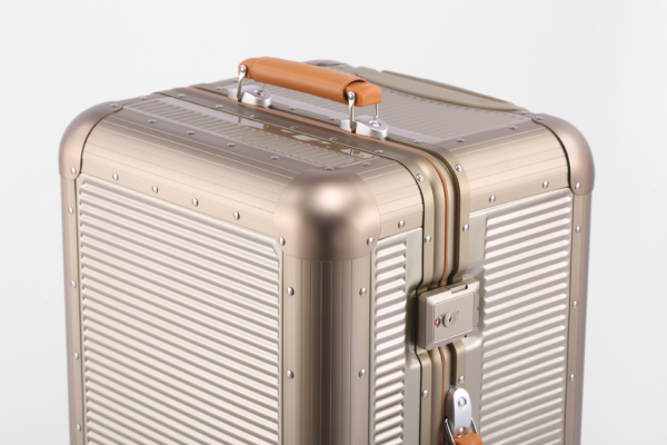 新品LINEA 復古運動行李箱 胖胖箱